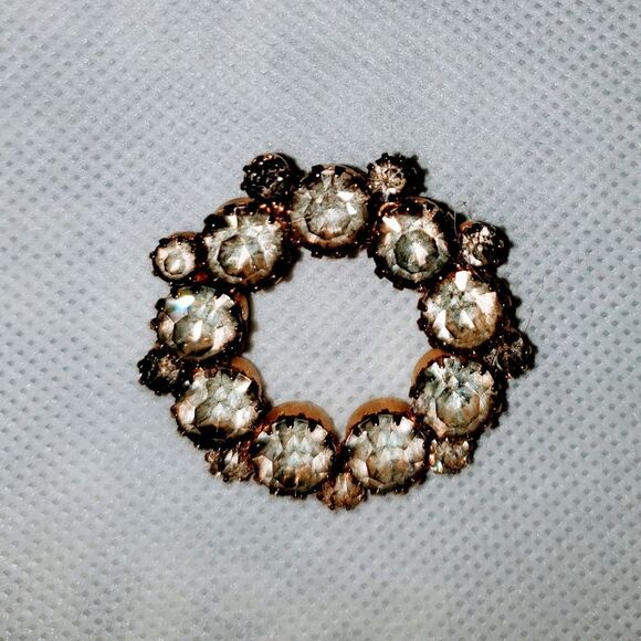 VINTAGE lot of 10 pins - Picture 5 of 5